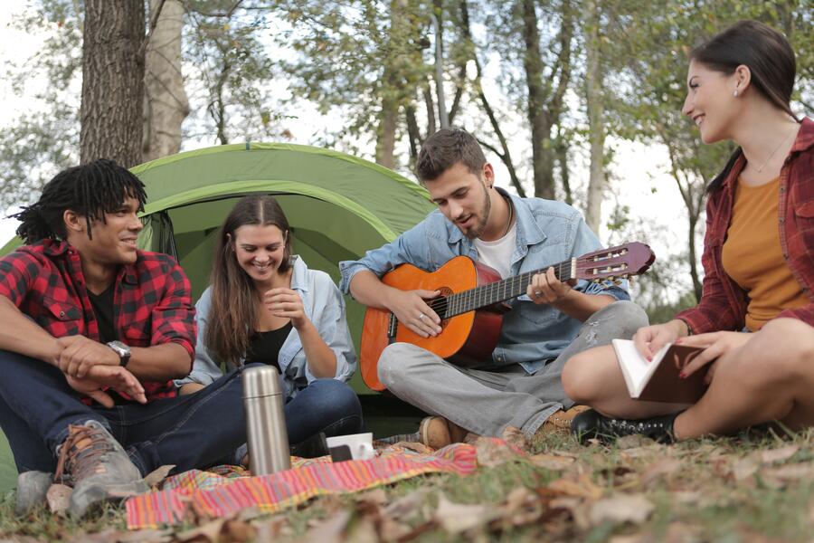 How to plan a group camping trip