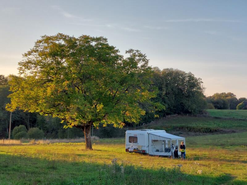 camping Kom jij ook kamperen op de boerderij van Domaine des Jeunes Fleurs?