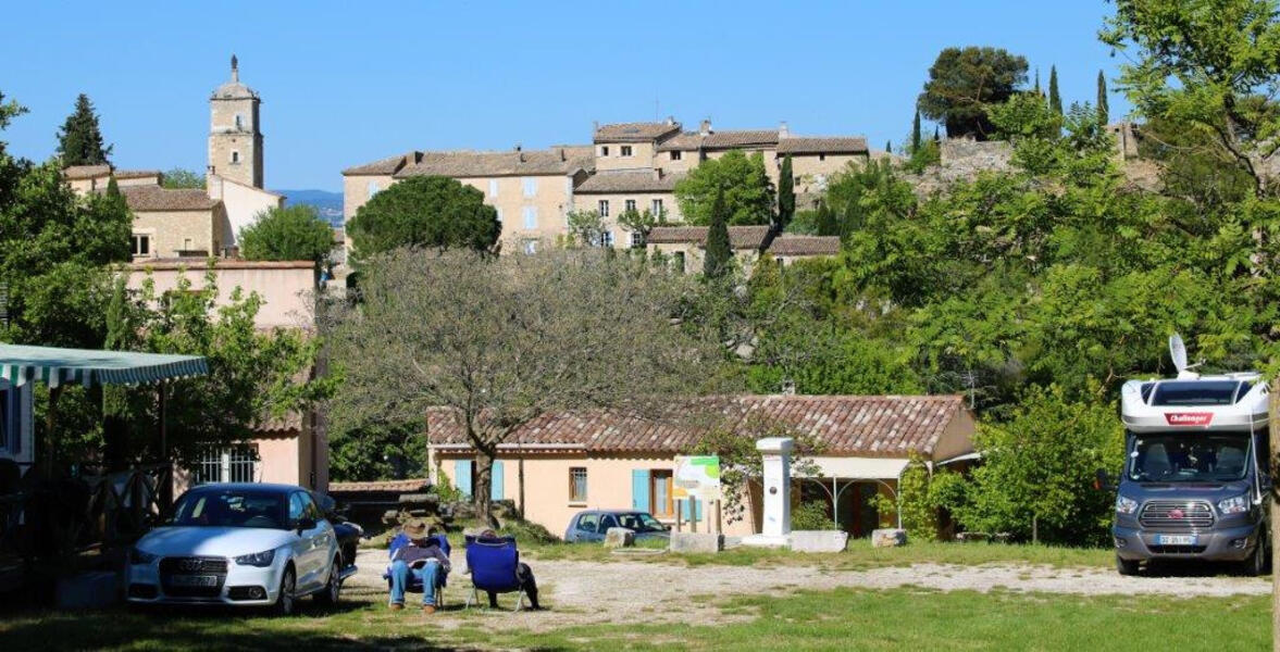 camping Camping aan de voet van de Luberon in de Provence - Natuur- en wandelvakanties