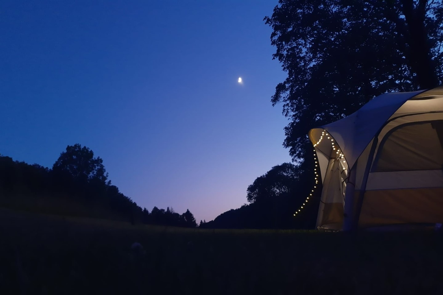 Vosges nightime tent camping campspace